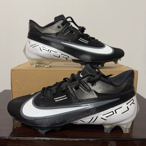 Nike Vapor Edge Elite 360 2 Black Football Cleats Men's Size 10 DA5457-001 Oreo - Picture 1 of 5
